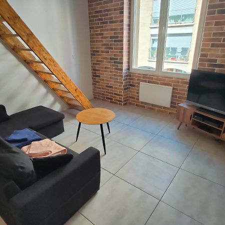 Апартаменти Joli Apparemment Type Loft Кавайон Екстер'єр фото